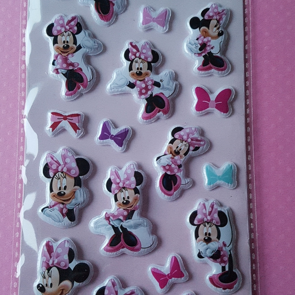 24 Disney Puffy Minnie Stickers